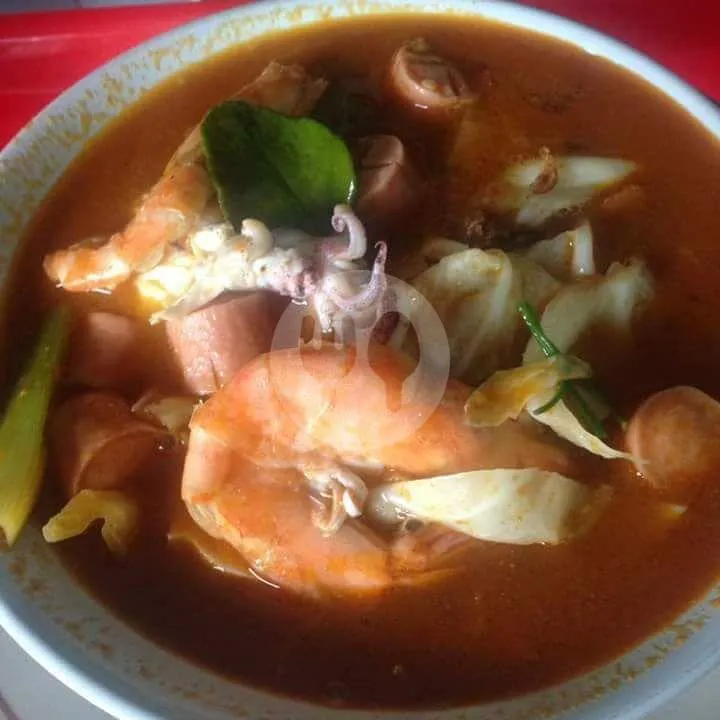 Tom Yam Seafood