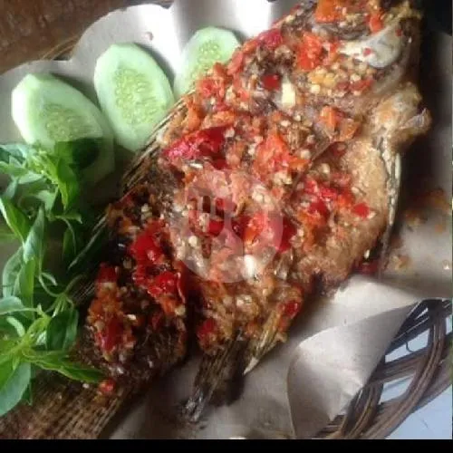 Nila Pecak